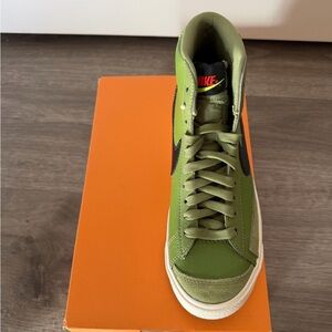 Nike Men's Olive Green High-Top Sneakers